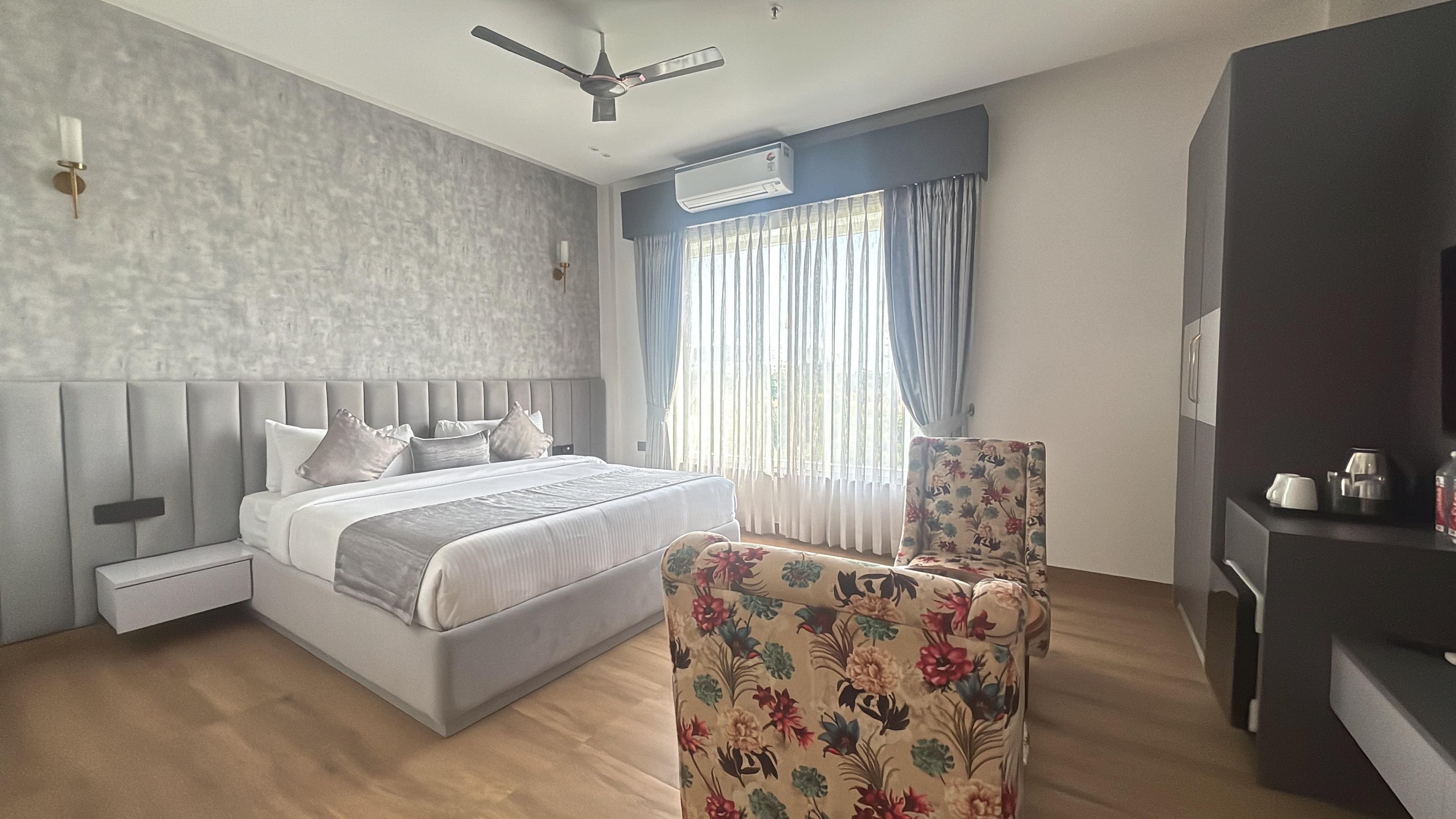 Premium Room Bedding & Soft Linens
